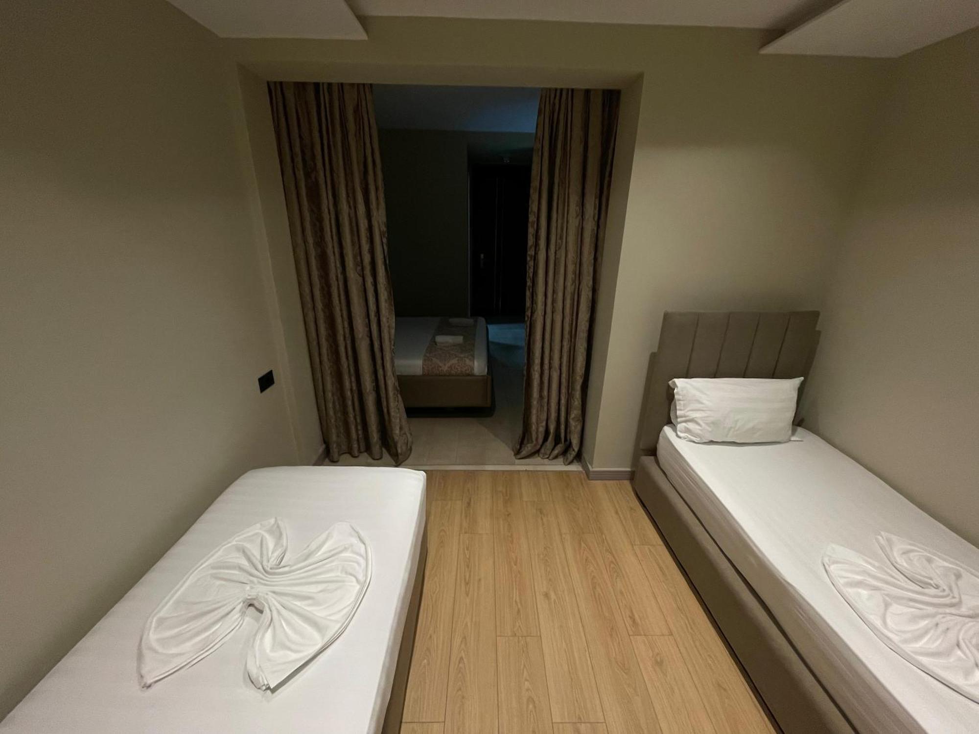 New W Hotel Тирана Экстерьер фото