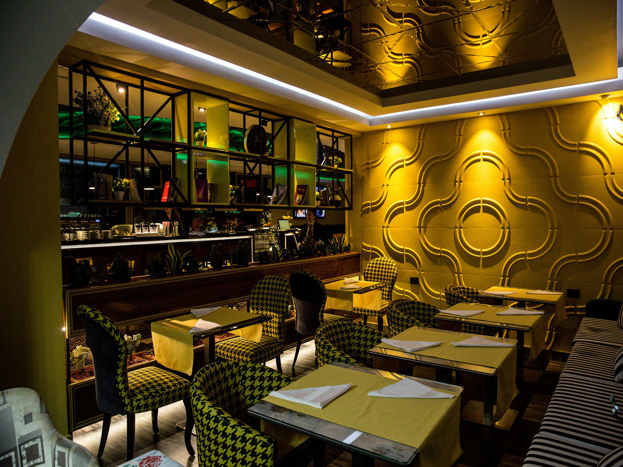 New W Hotel Тирана Экстерьер фото